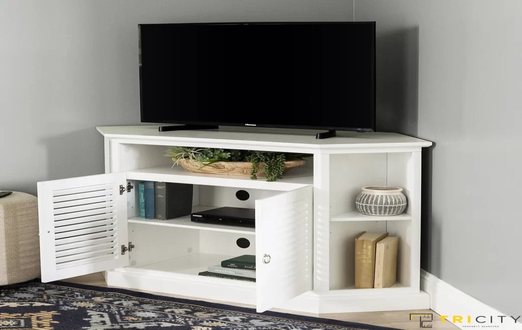 Corner wood TV showcase design