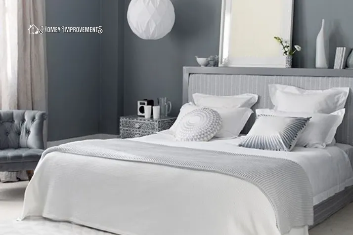 Create Gray Texture with White For More Interest