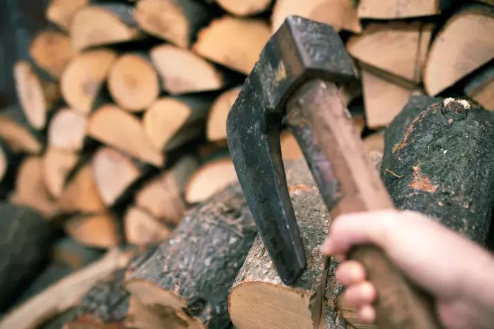 Cutting Wood with a Sharp Axe