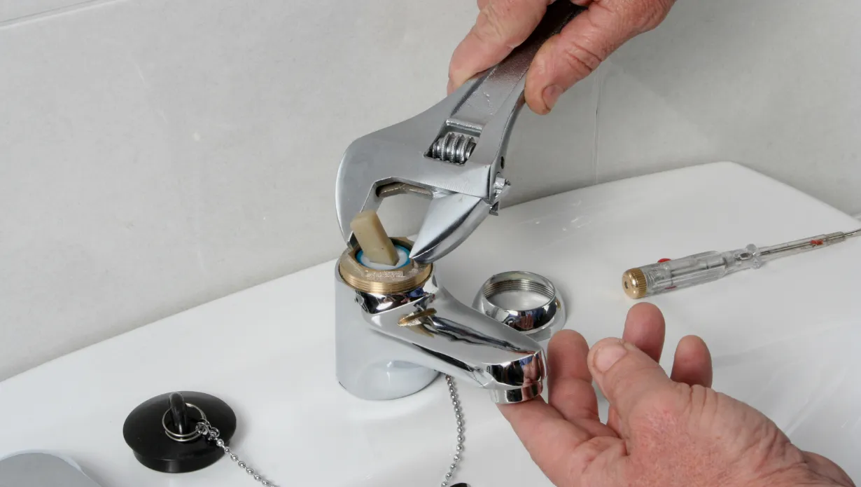 Install Bathroom Faucet