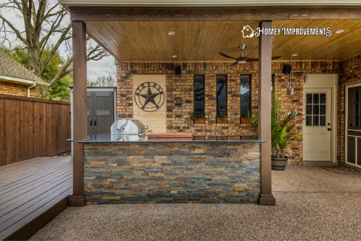 Outdoor Kitchen