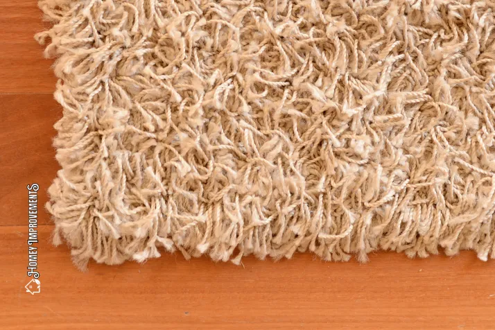 Rugs on laminate flooring