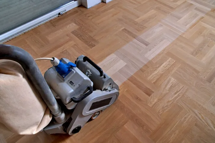 sand the engineered hardwood floors