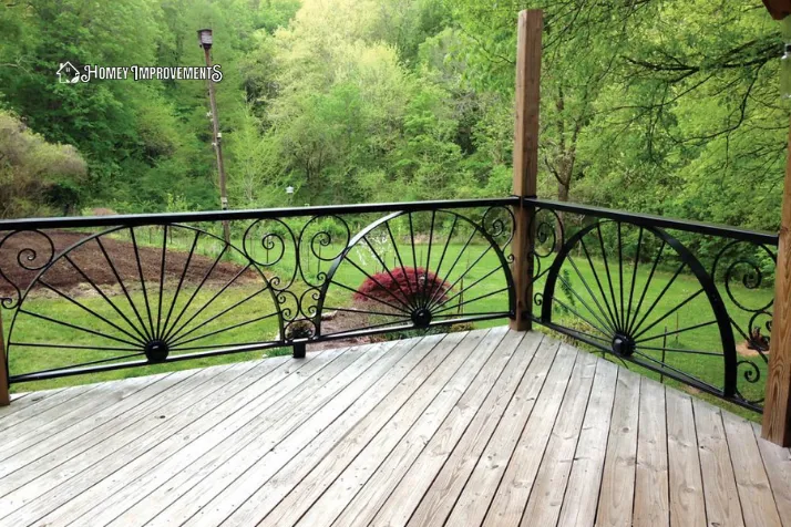 Wagon Wheel Deck Railing